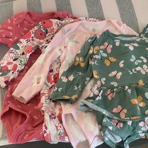 Long sleeve onsie bundle